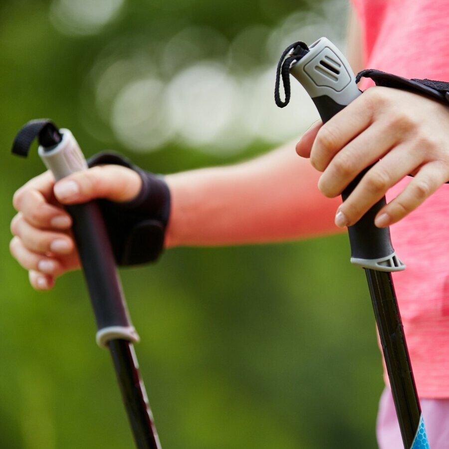 Nordic Walking Stöcke | © Canva