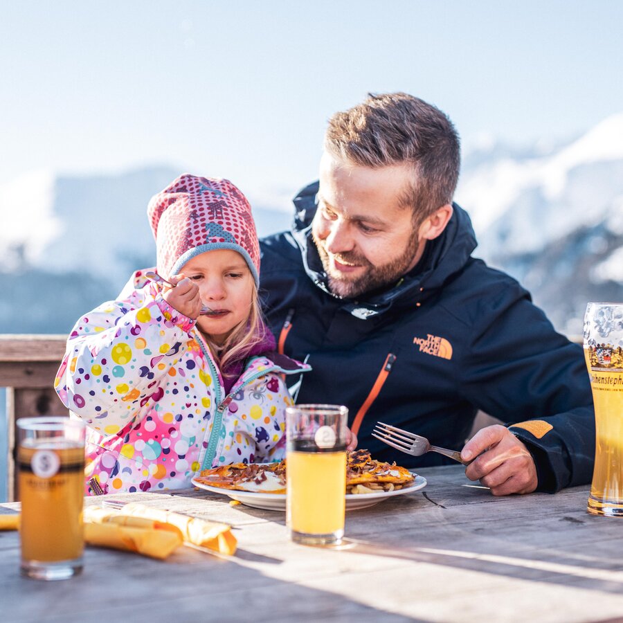 Stärkung für die Familie | © RAW MEDIA